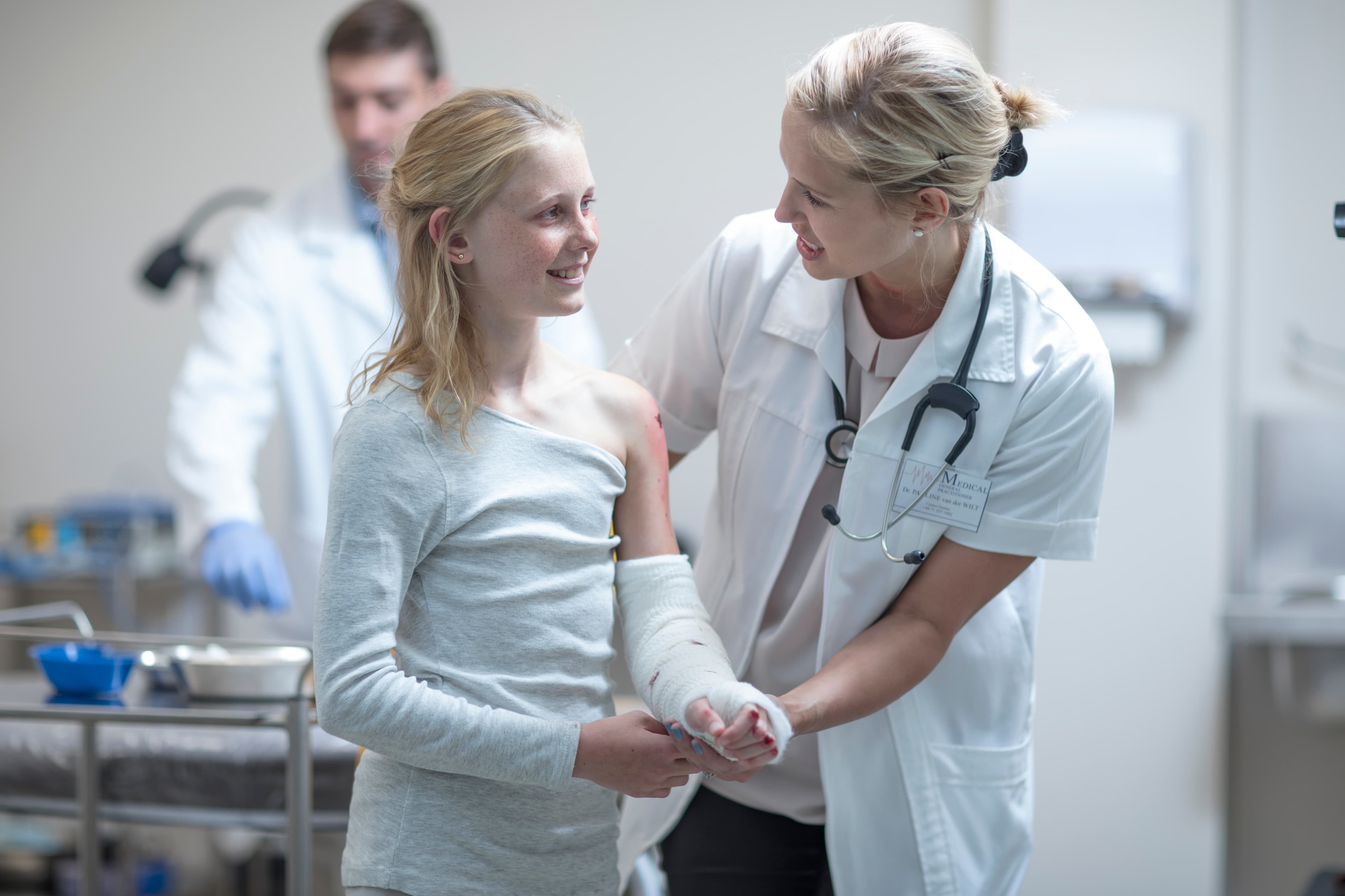 CCCN Eligibility Requirements - Wound Care Nursing Review CCCN eligibility - clinician talking with injured patient in hospital | Wound Care Nursing Review